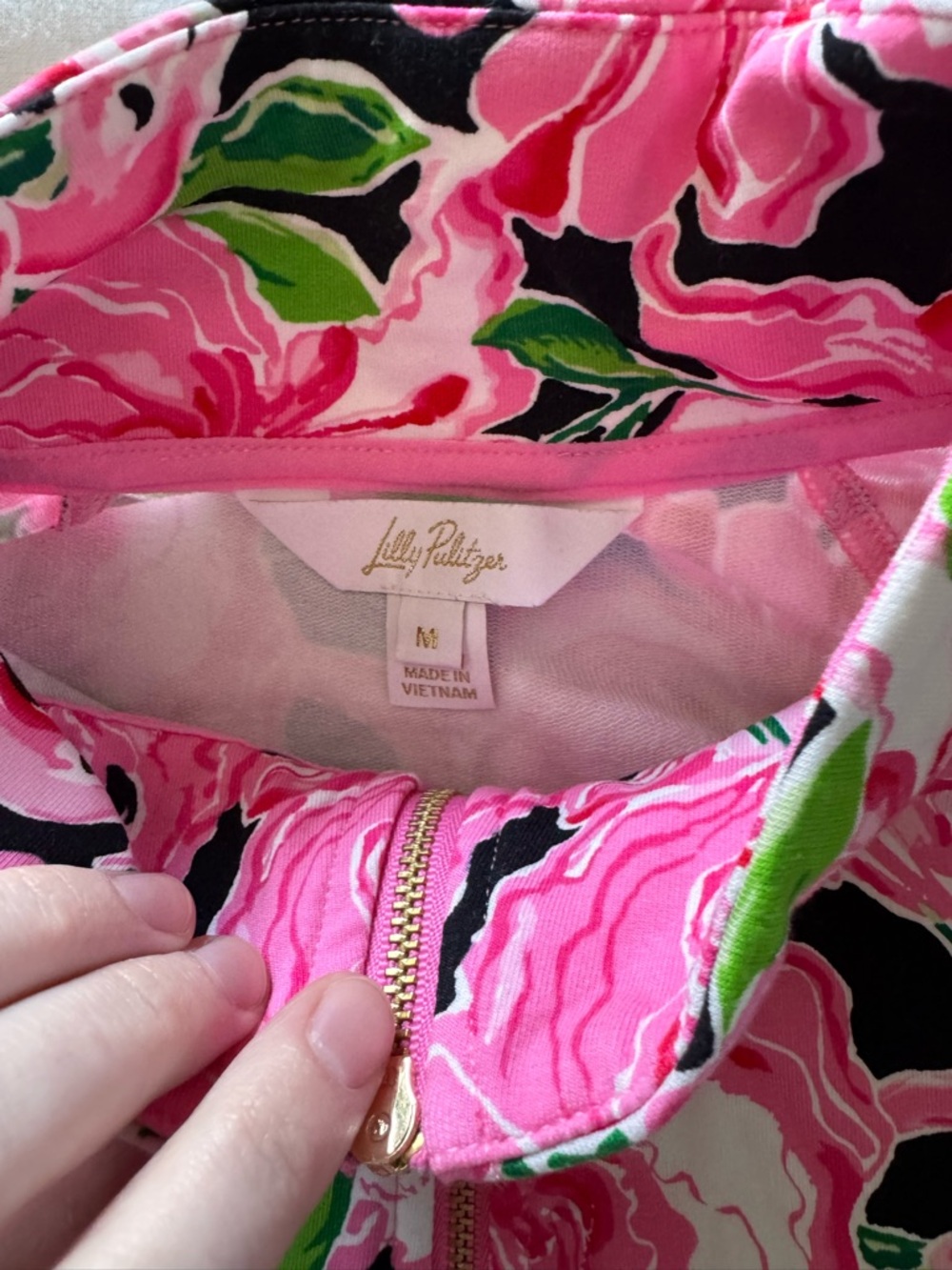 Lilly Pulitzer UPF 50+ Skipper Popover - Onyx Party All The Time Luxletic - Picture 6 of 9